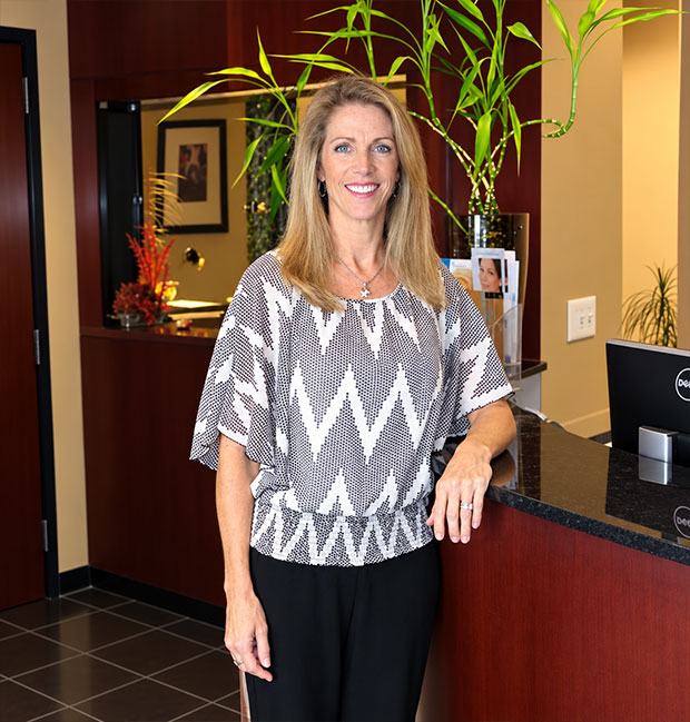Tracy, Medical Receptionist