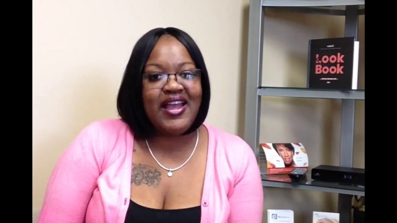 Patient testimonial video: tummy tuck with liposuction